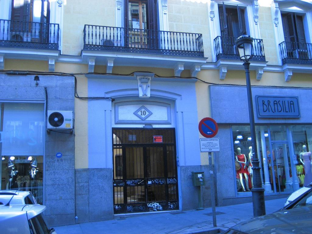 Hostal Huespedes Toledo Madrid Exterior foto