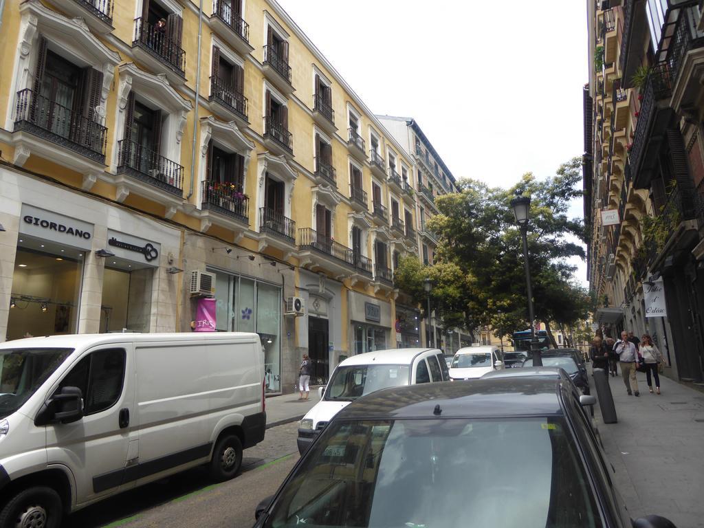 Hostal Huespedes Toledo Madrid Exterior foto